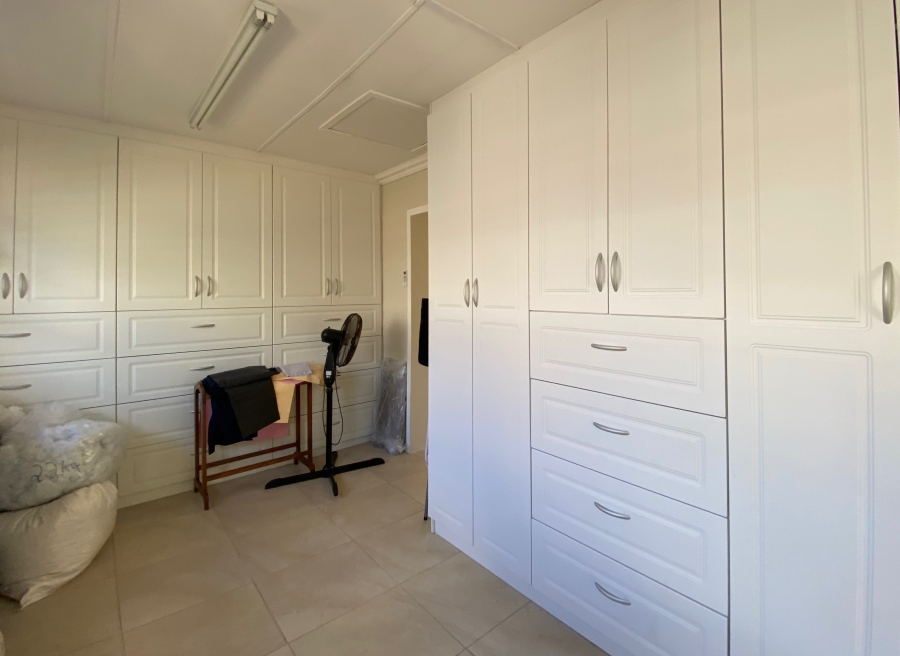 4 Bedroom Property for Sale in Cintsa East Eastern Cape